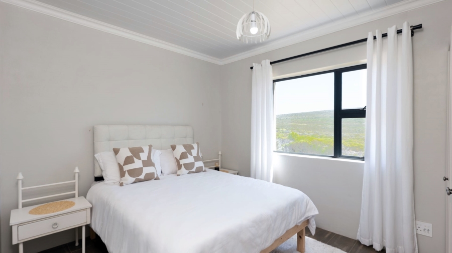 To Let 3 Bedroom Property for Rent in Agulhas Western Cape